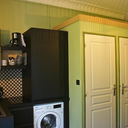 Le 110, Un Grand Studio 2 Etoiles, Pour Tout Faire A Pied Εξ Λε Μπαν Εξωτερικό φωτογραφία